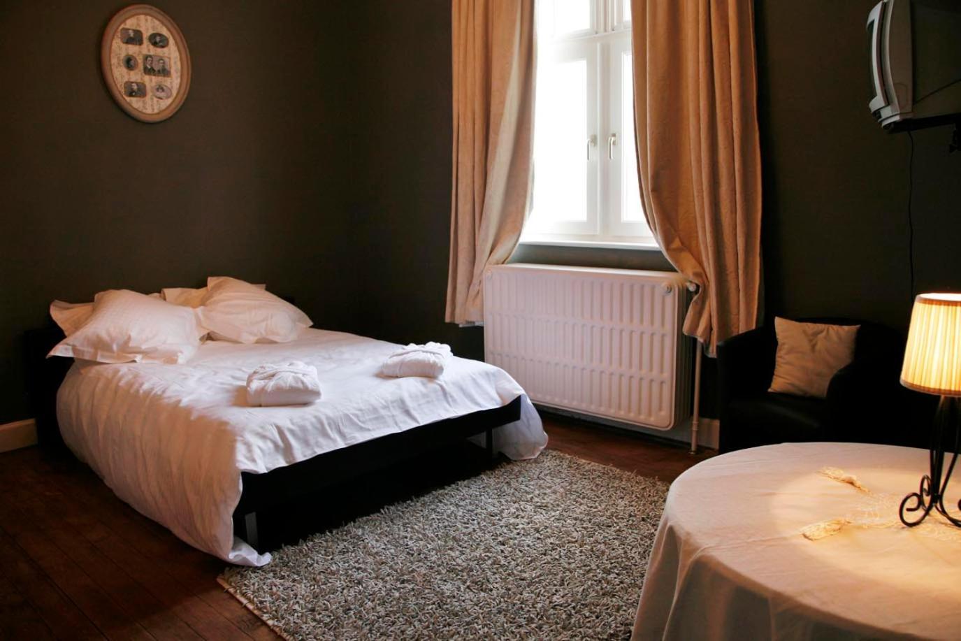 Le Chateau De Balmoral Sart-lez-Spa ภายนอก รูปภาพ